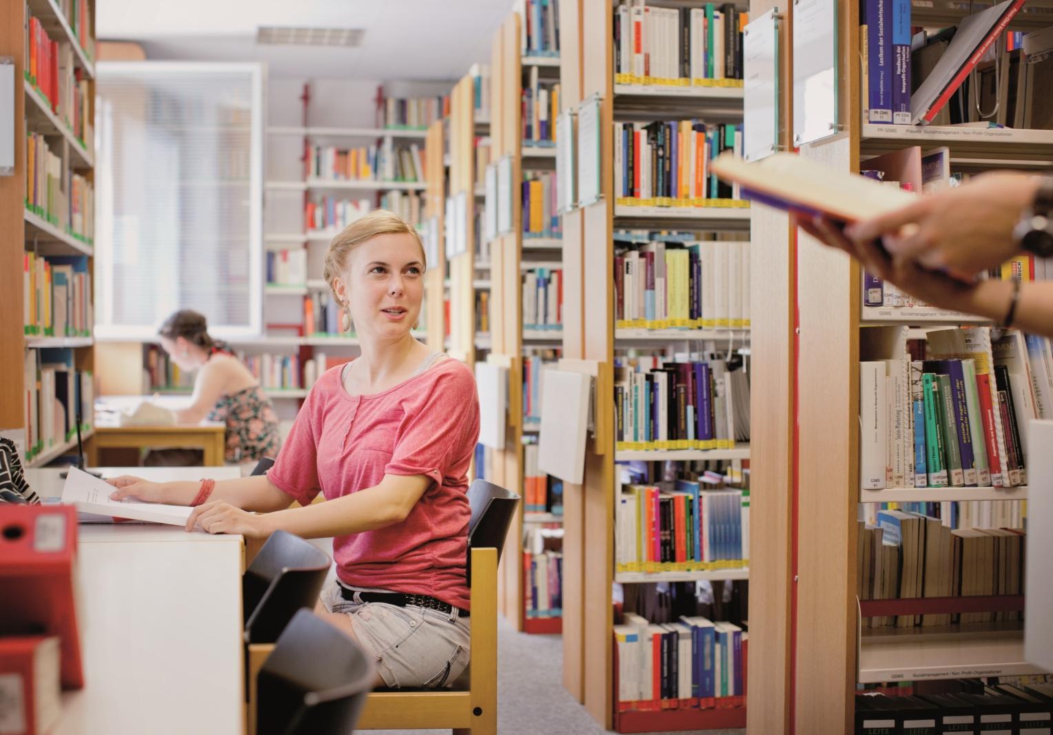 Katholische Hochschule Nordrhein-Westfalen / Hochschulbibliothek