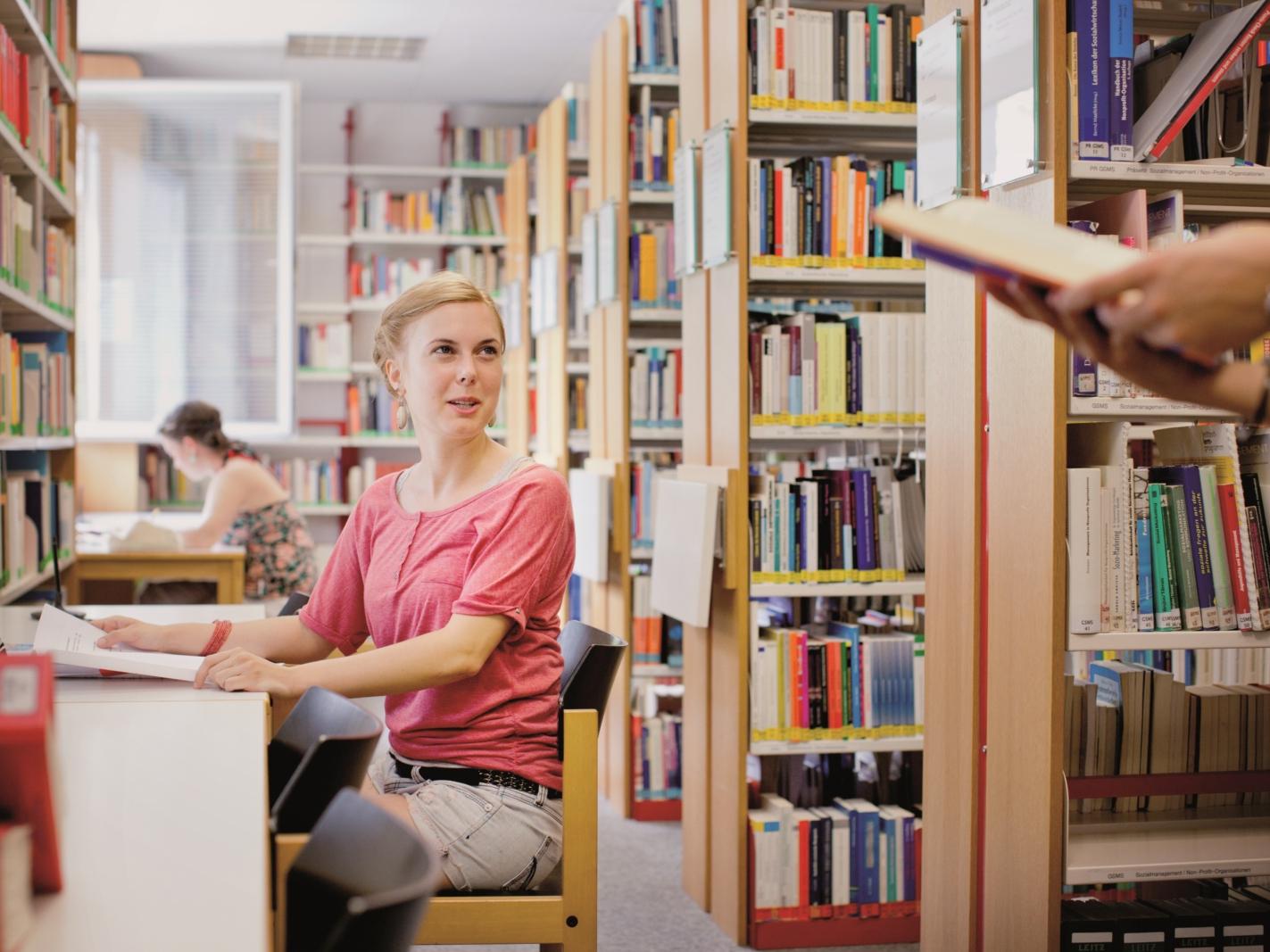 Katholische Hochschule Nordrhein-Westfalen / Hochschulbibliothek