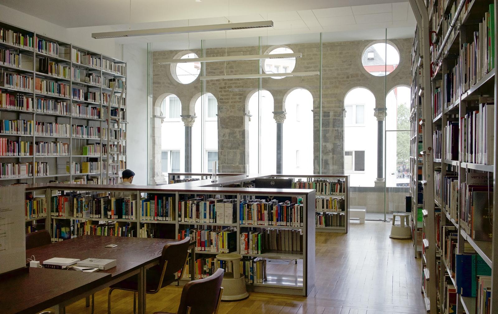 Bibliothek/Mediathek der Kunsthochschule für Medien, Köln