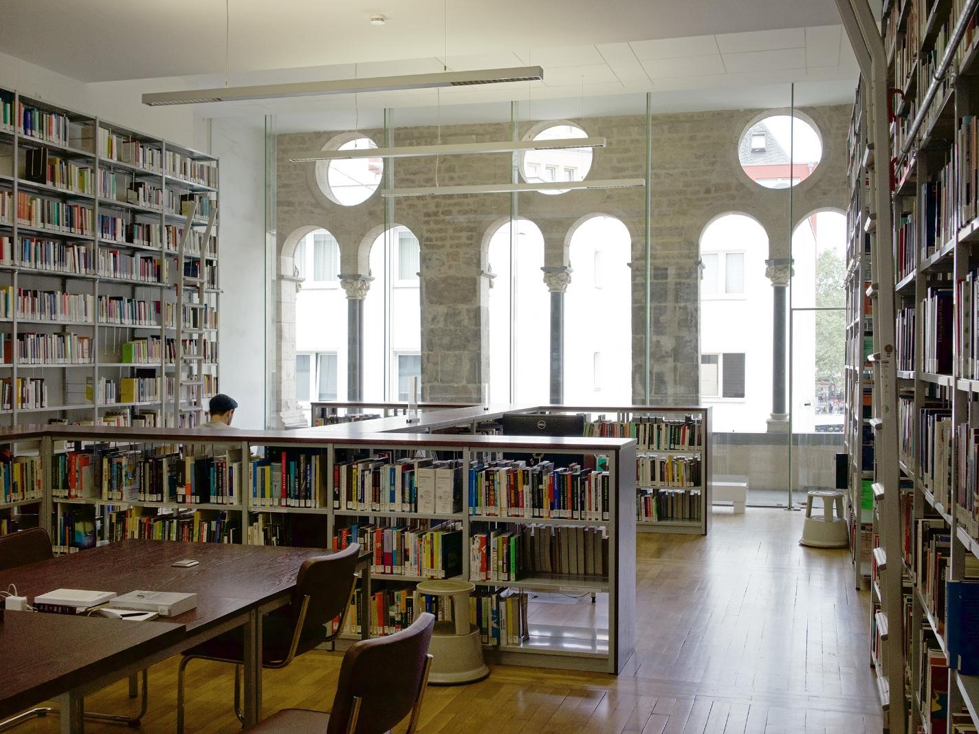 Bibliothek/Mediathek der Kunsthochschule für Medien, Köln