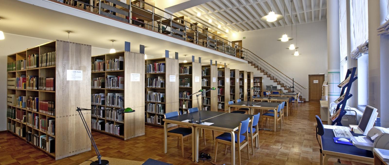 Kunst- und Museumsbibliothek