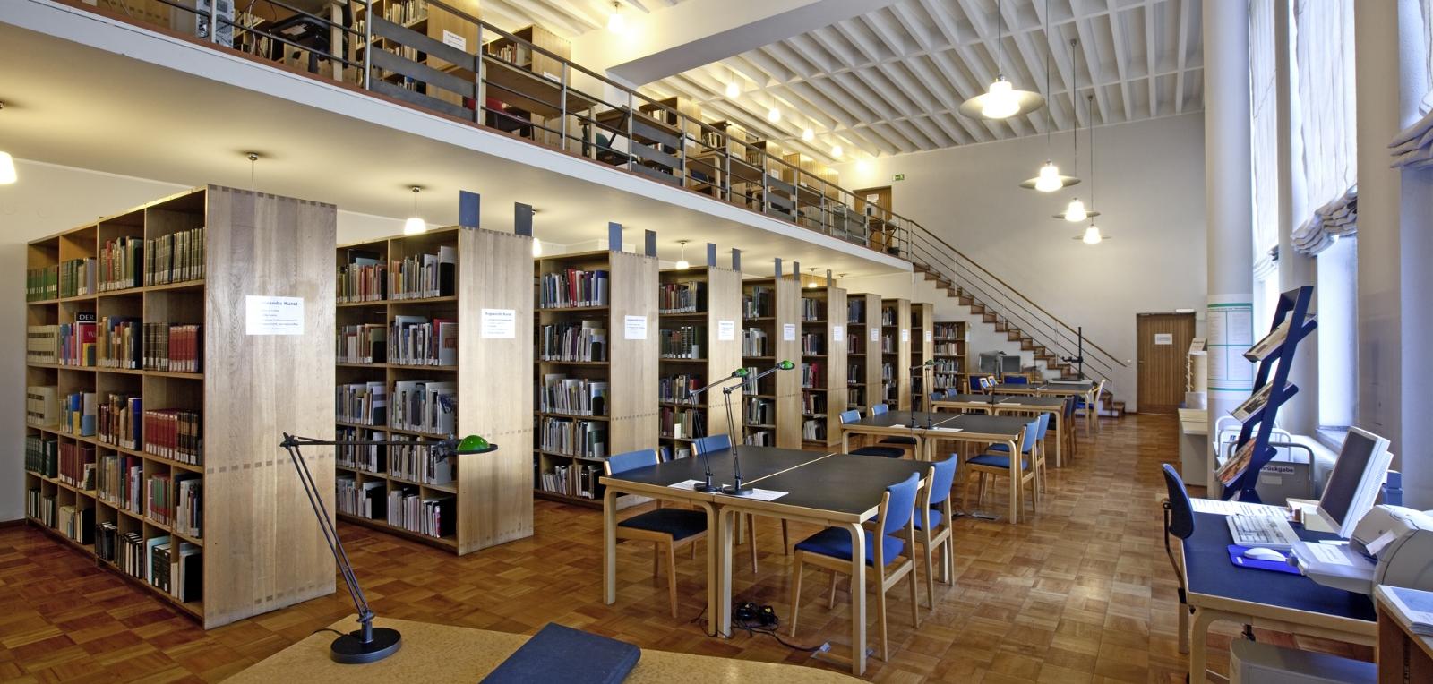 Kunst- und Museumsbibliothek