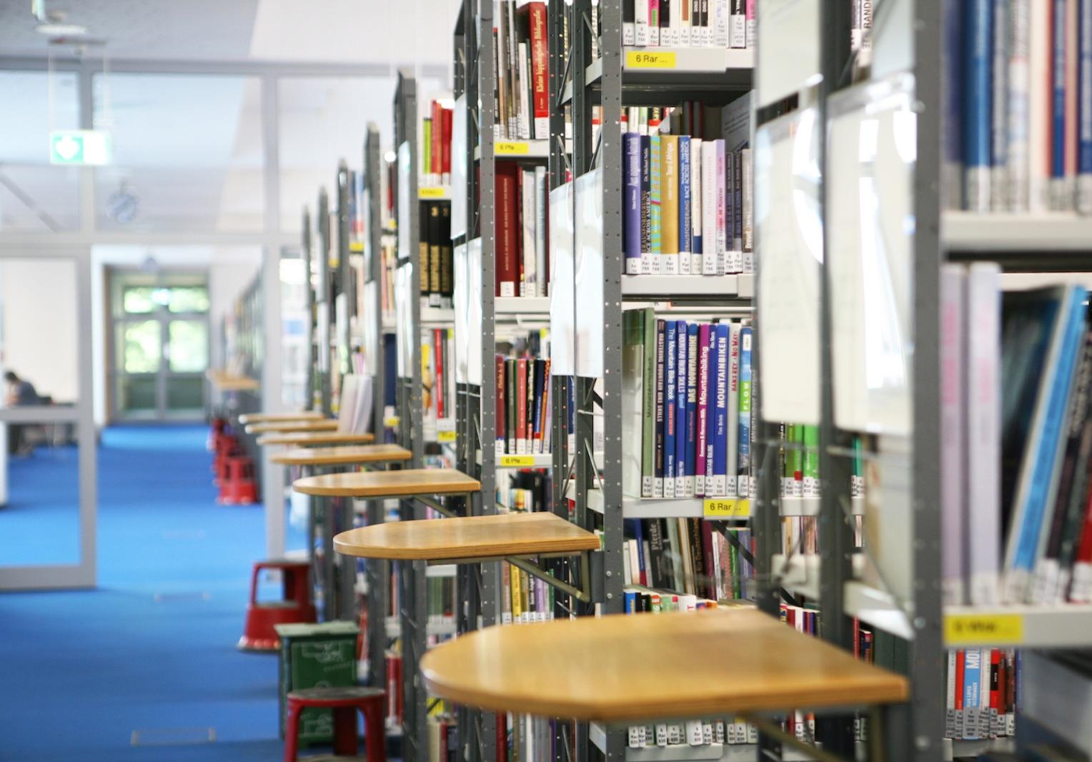 Zentralbibliothek der Sportwissenschaften der Deutschen Sporthochschule Köln